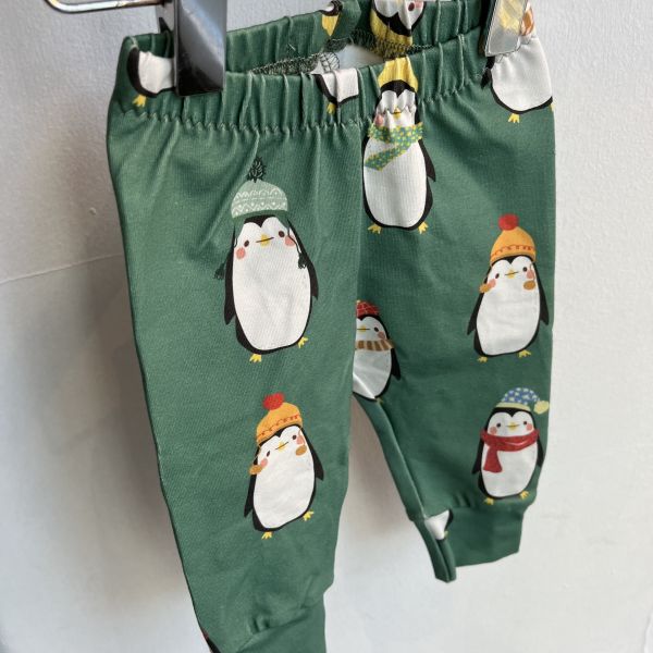 Bear & Babe Green Penguin Leggings